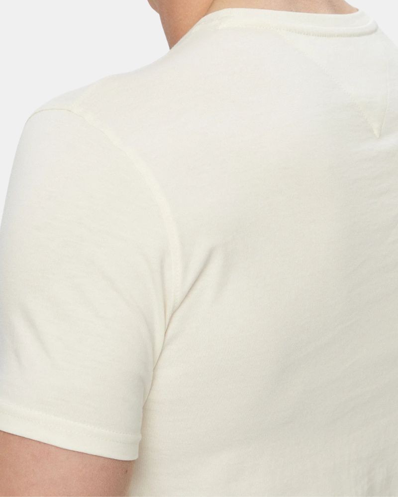 Camisetas Manga curta Homem TOMMY HILFIGER Bege DM0DM04411AEF