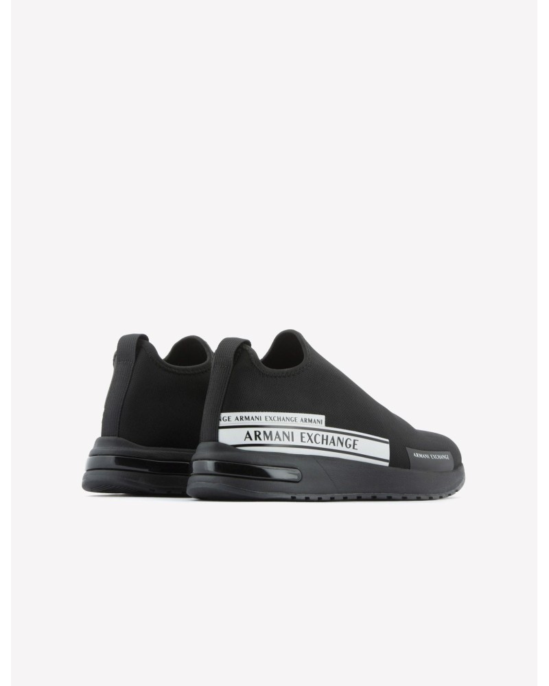 ARMANI EXCHANGE XUY006 XV602 Zapatillas Bajas Hombre Negro