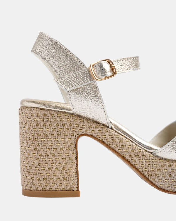 Sandalias Fiesta Abiertas Mujer  Oro CT51201 071 DAIRA LAMINADO