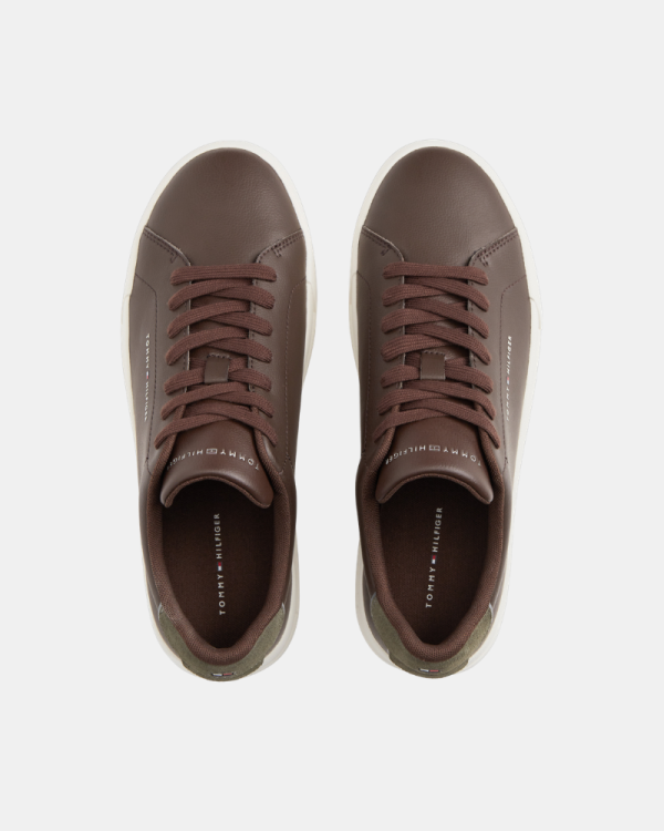 Ténis Homem TOMMY HILFIGER Castanhos FM0FM053670HH