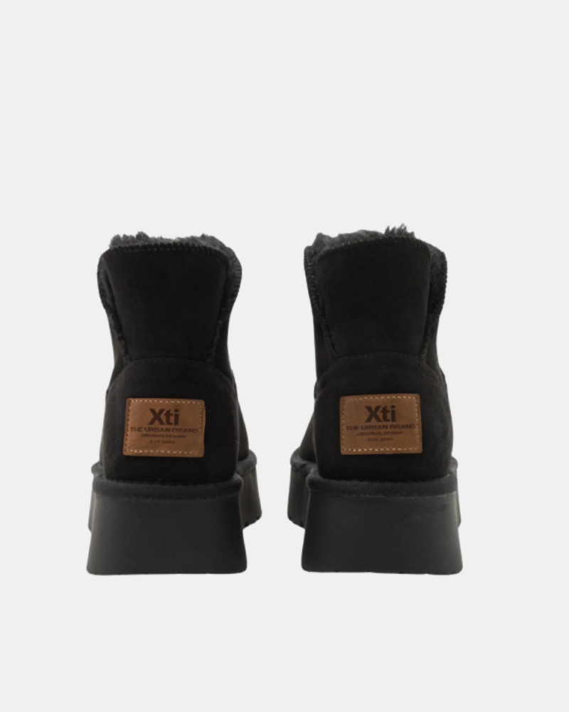 Botas Australianas Mulher XTI Preto 142197