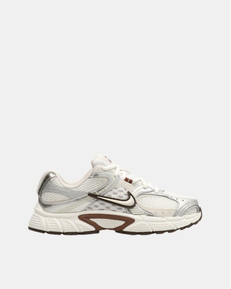 Zapatillas Bajas Mujer NIKE Blanco Marrón HQ7901 V5 RNR