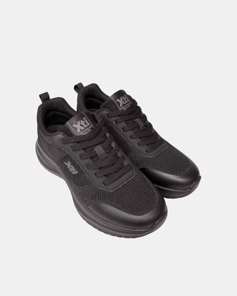 Zapatillas Bajas Hombre XTI Negro 120768