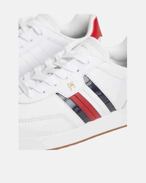 Sapatilhas Baixas Mulher TOMMY HILFIGER Branco FW0FW09711YBS