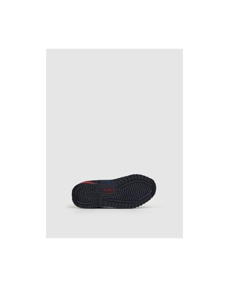 Deportivas blancas de mujer Skechers Summits casual, look versátil y cómodo