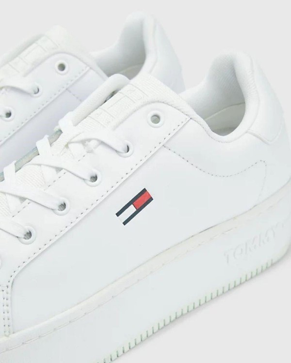 TOMMY HILFIGER EN0EN02043YBR Ténis Baixo Mulher Branco