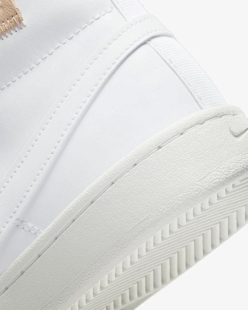Sapatilhas Altas Mulher NIKE Branco CT1725 NIKE COURT ROYALE 2