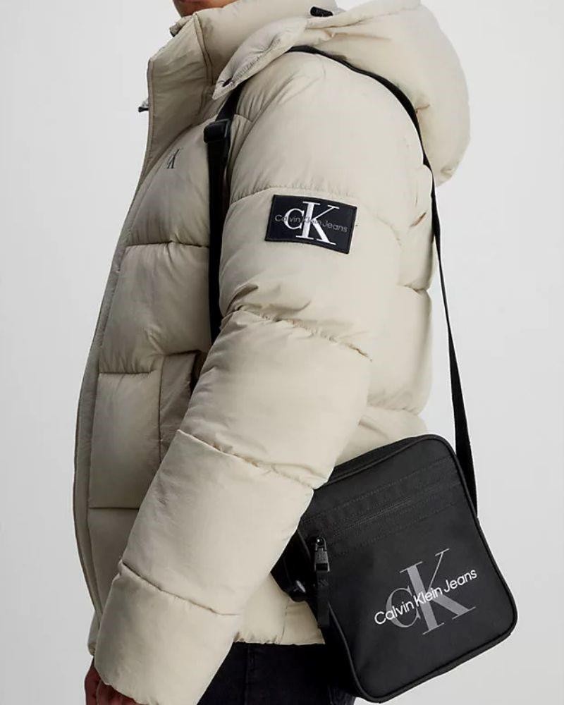 CALVIN KLEIN Malas e Sacos de Ombro Pequeno Homem Preto K50K511098