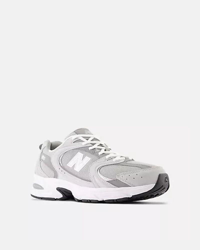 Sapatilhas Baixas Mulher NEW BALANCE Cinza MR530CK