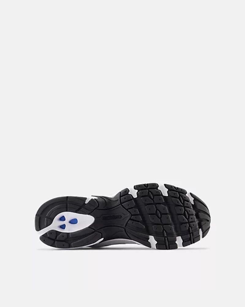 Sapatilhas Baixas Mulher NEW BALANCE Cinza MR530CK