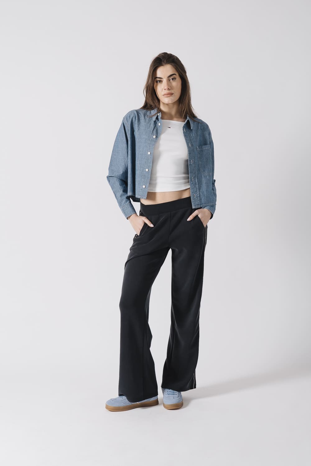 Look casual com toque esportivo